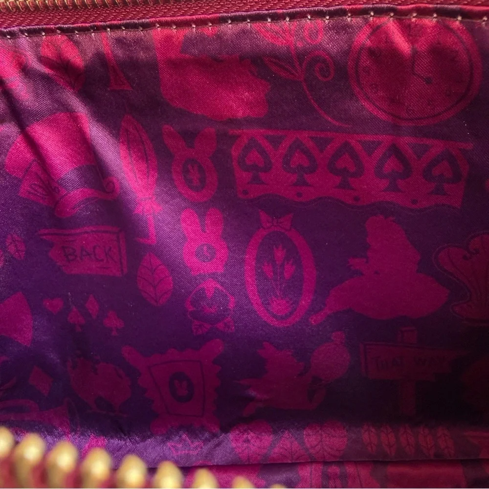 Sigma x Disney Alice in Wonderland Glitter Makeup Bag - Limited Edition NWOT